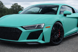 audi-r8-v10-mint-green-matte
